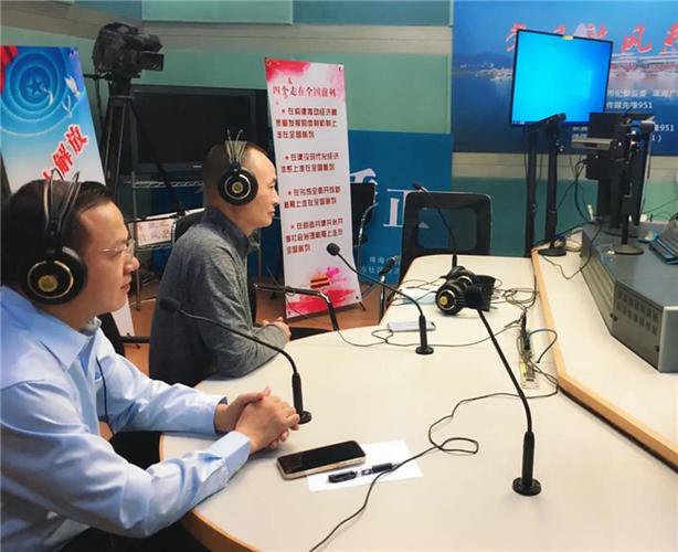 相約珠海電臺城市會客廳珠海一職實驗學(xué)校為您解析全國職業(yè)教育大會上