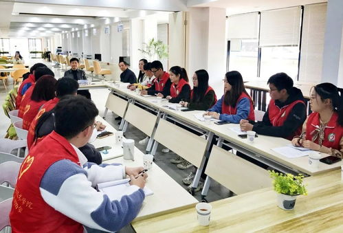 學(xué)百年黨史 承雷鋒精神 主題活動(dòng)開展